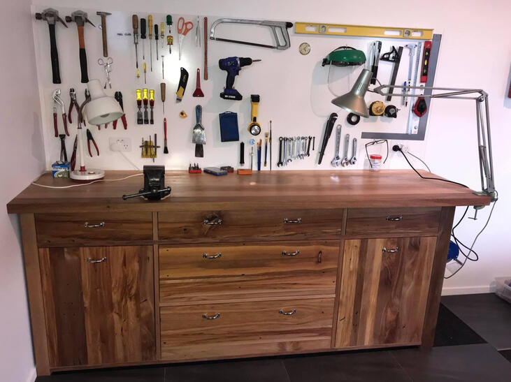 Work bench